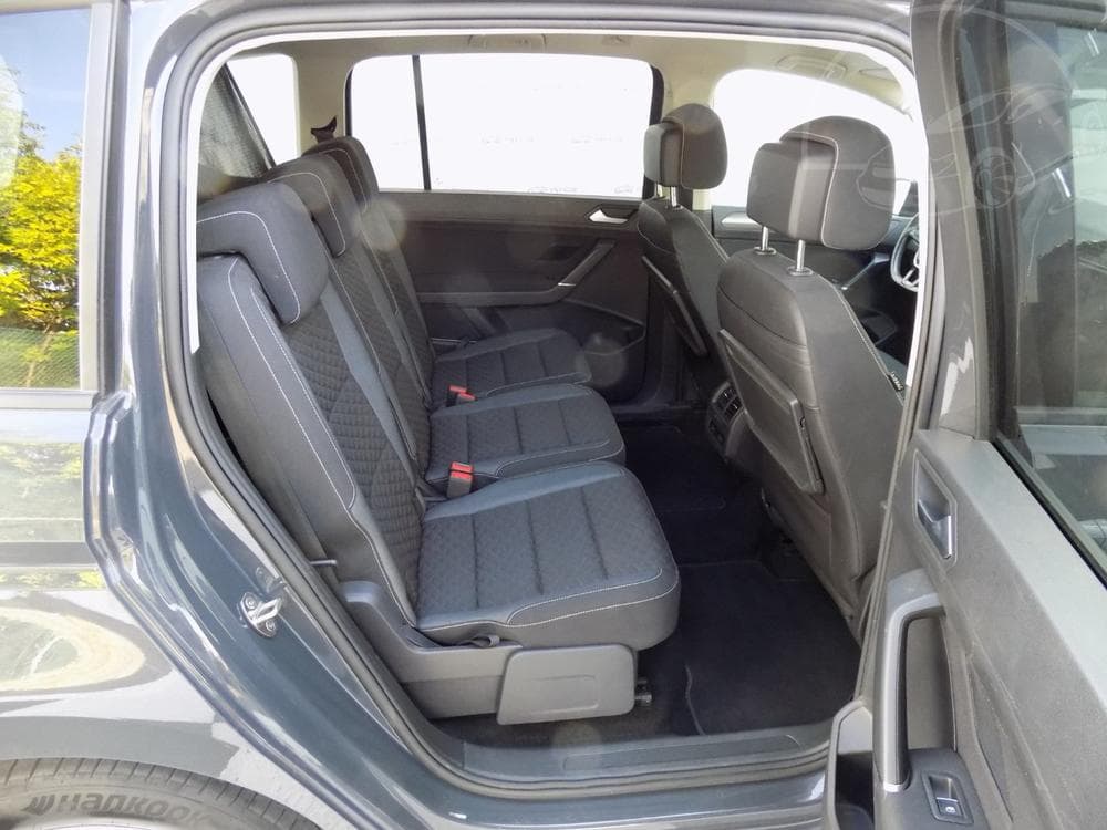 2018 Volkswagen Touran - 17