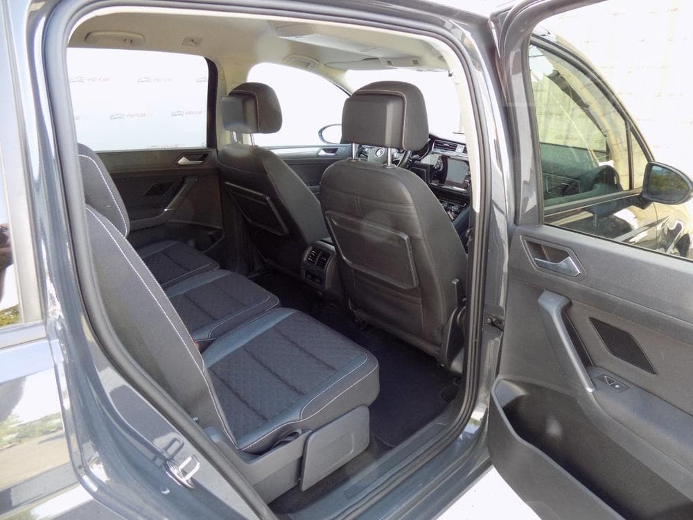 2018 Volkswagen Touran - 18