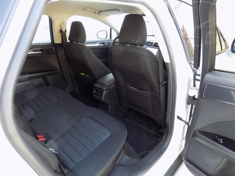 2019 Ford Mondeo - 19