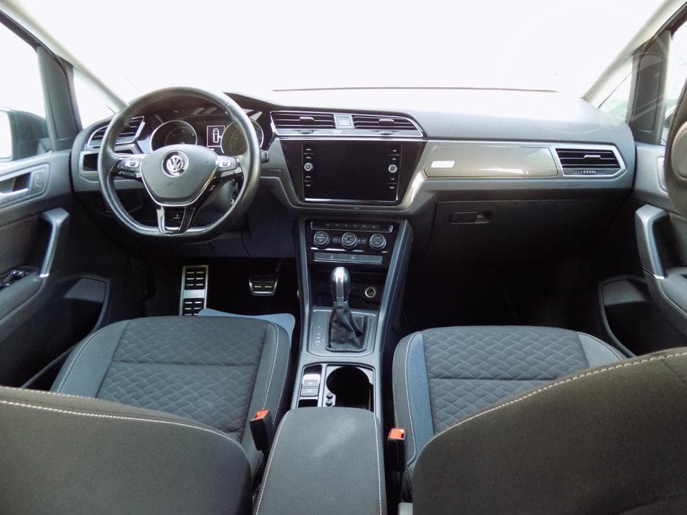 2018 Volkswagen Touran - 19
