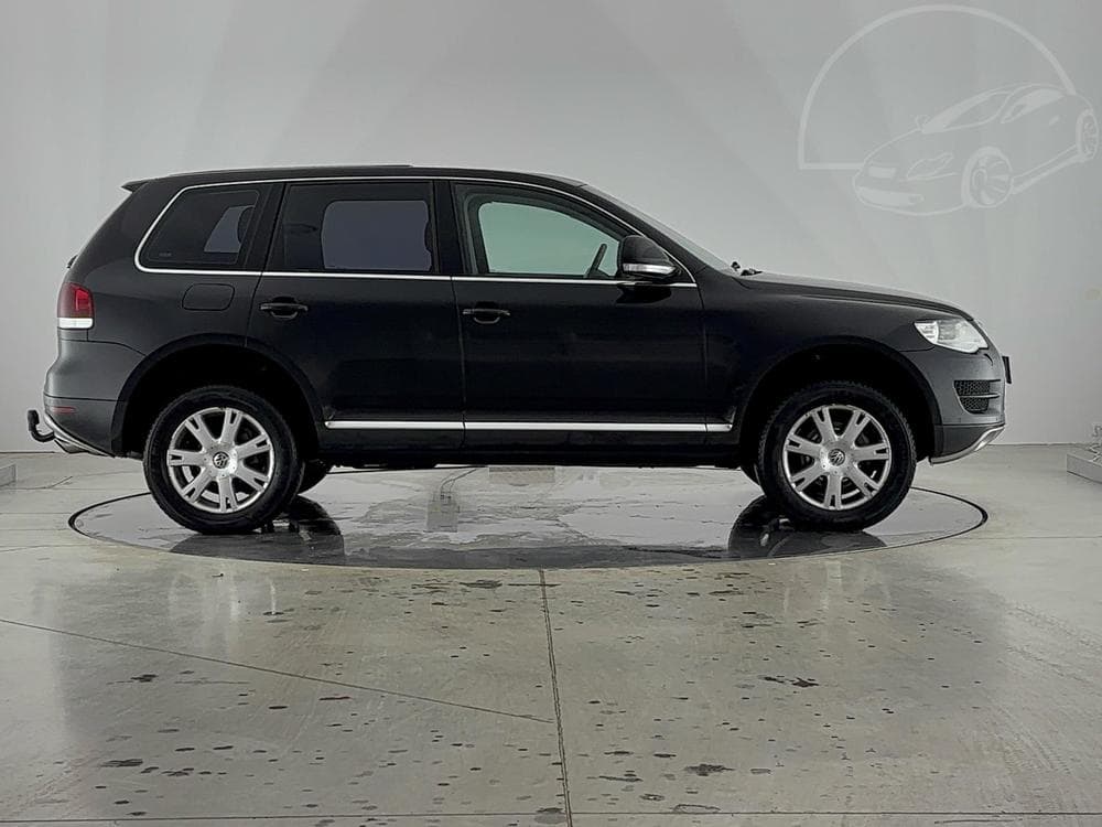 2008 Volkswagen Touareg - 16