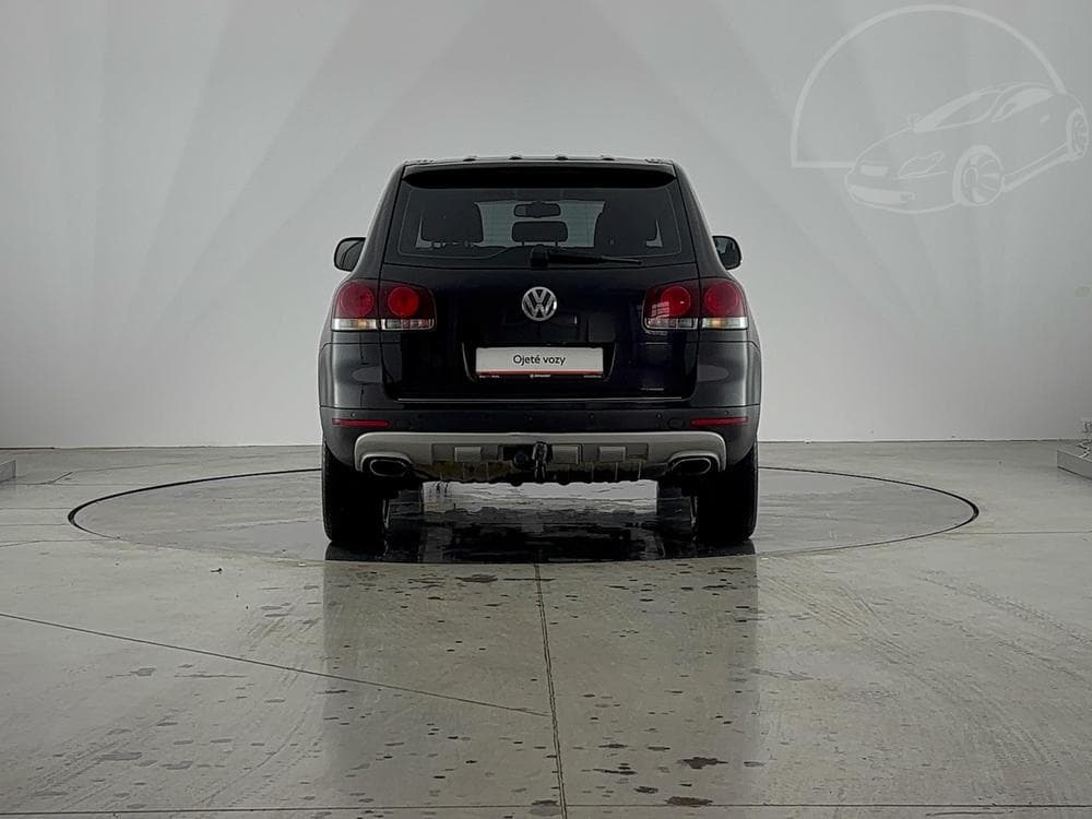 2008 Volkswagen Touareg - 17