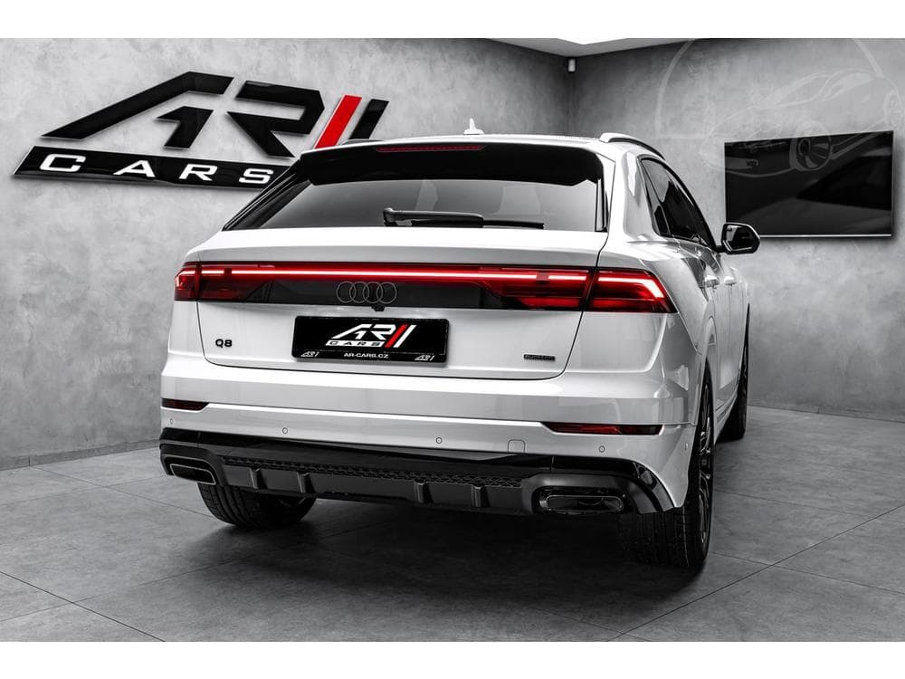 2025 Audi Q8 - 16