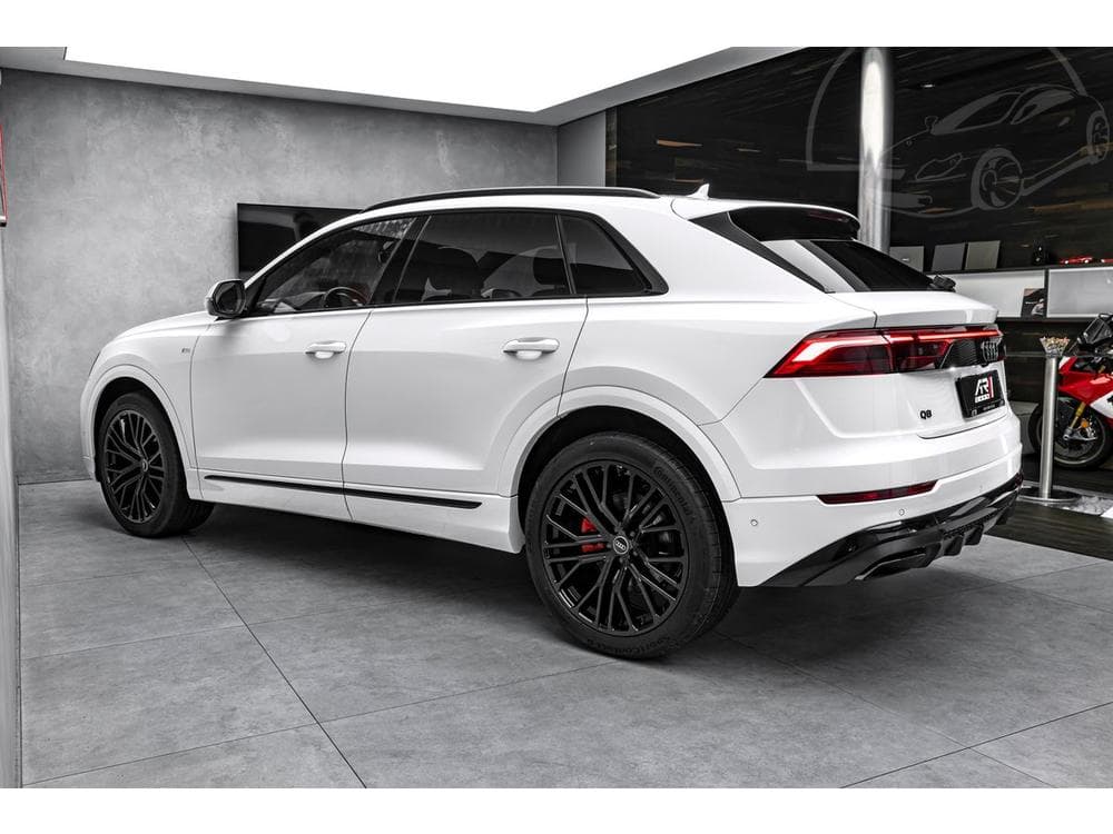 2025 Audi Q8 - 19