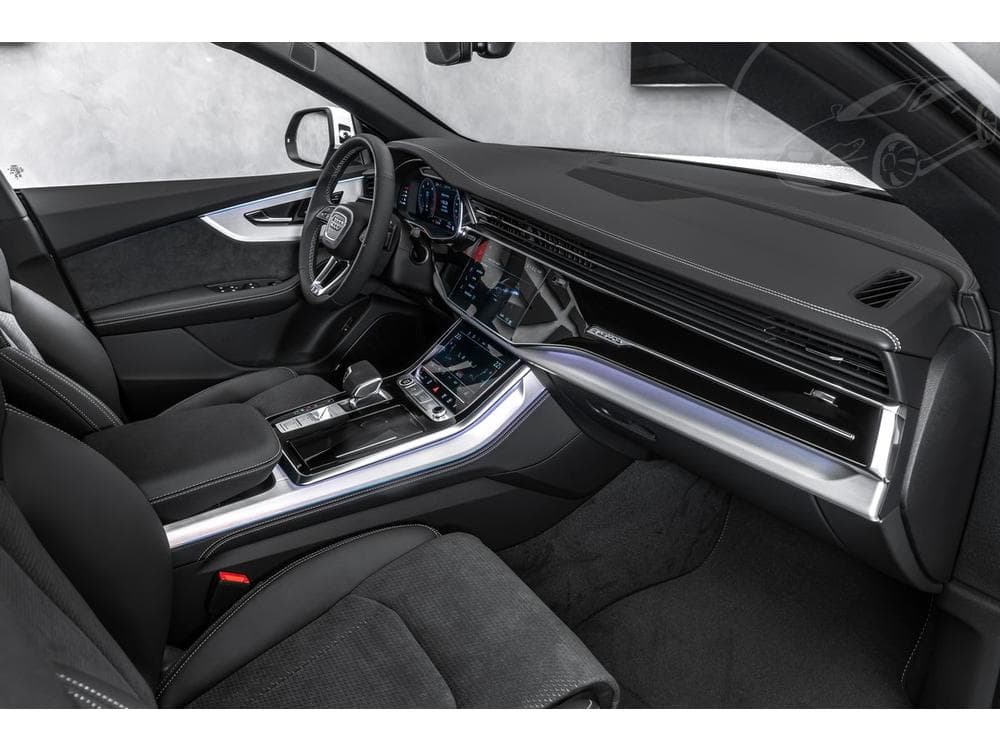 2025 Audi Q8 - 40