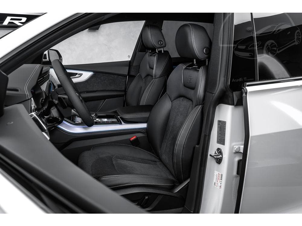 2025 Audi Q8 - 43