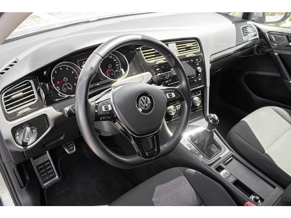 2017 Volkswagen GOLF - 9