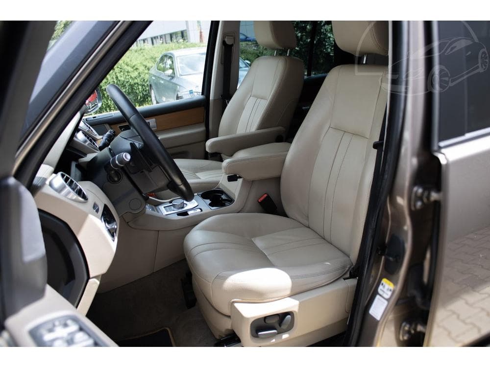 2015 Land Rover DISCOVERY - 11