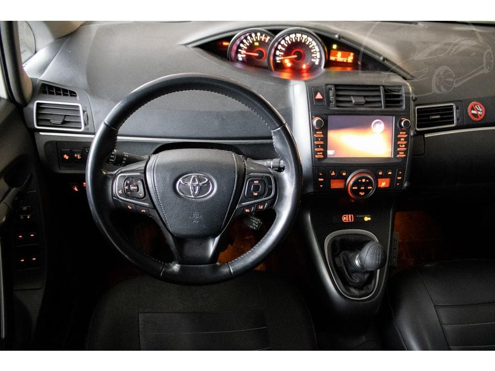 2016 Toyota Verso - 16