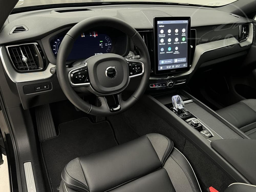 2025 Volvo XC60 - 7