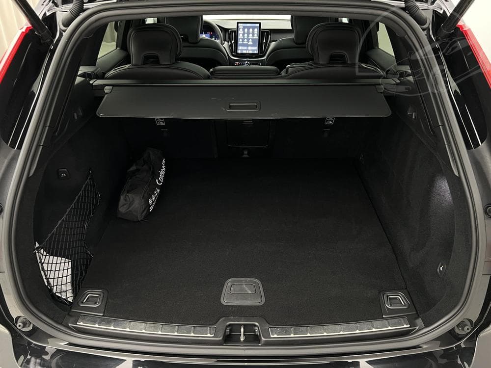 2025 Volvo XC60 - 9