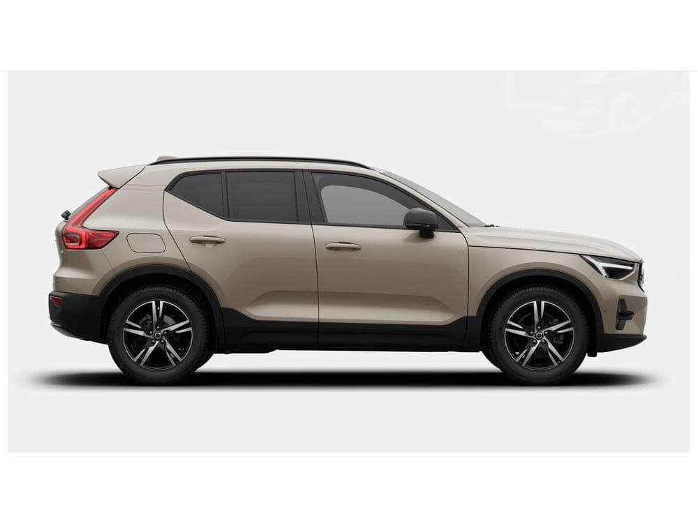 2026 Volvo XC40 - 11