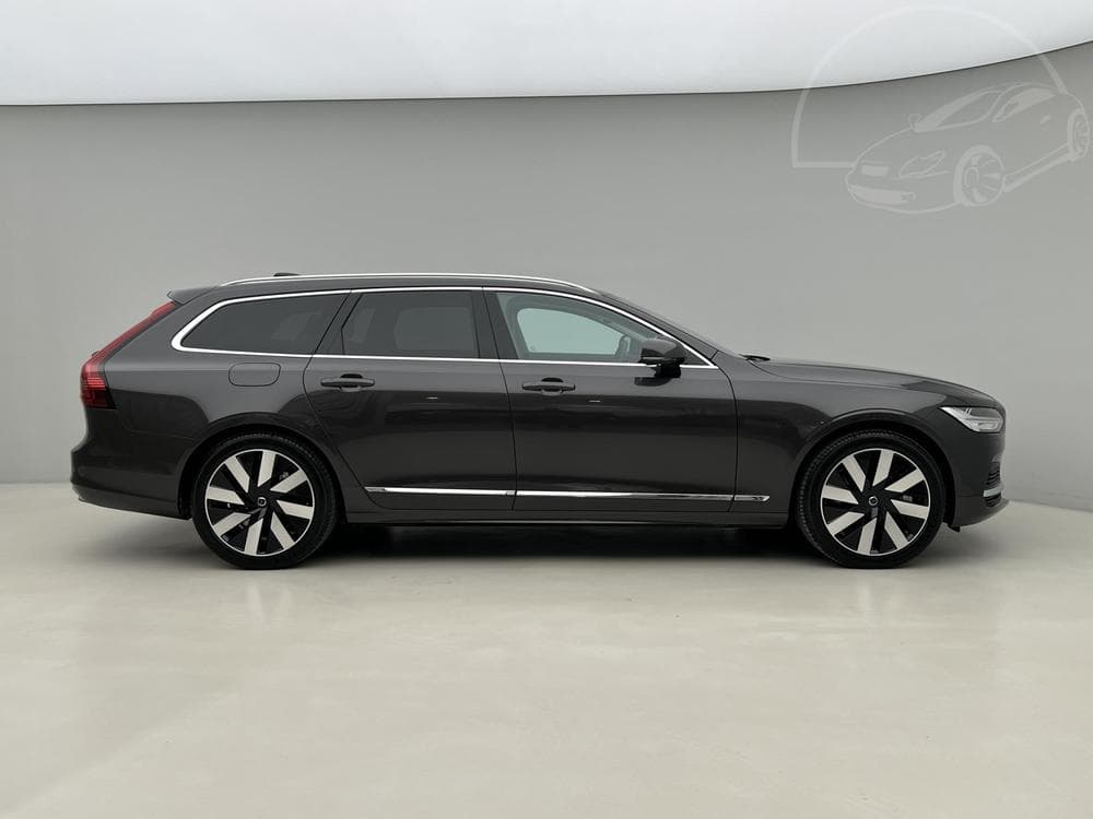 2025 Volvo V90 - 19
