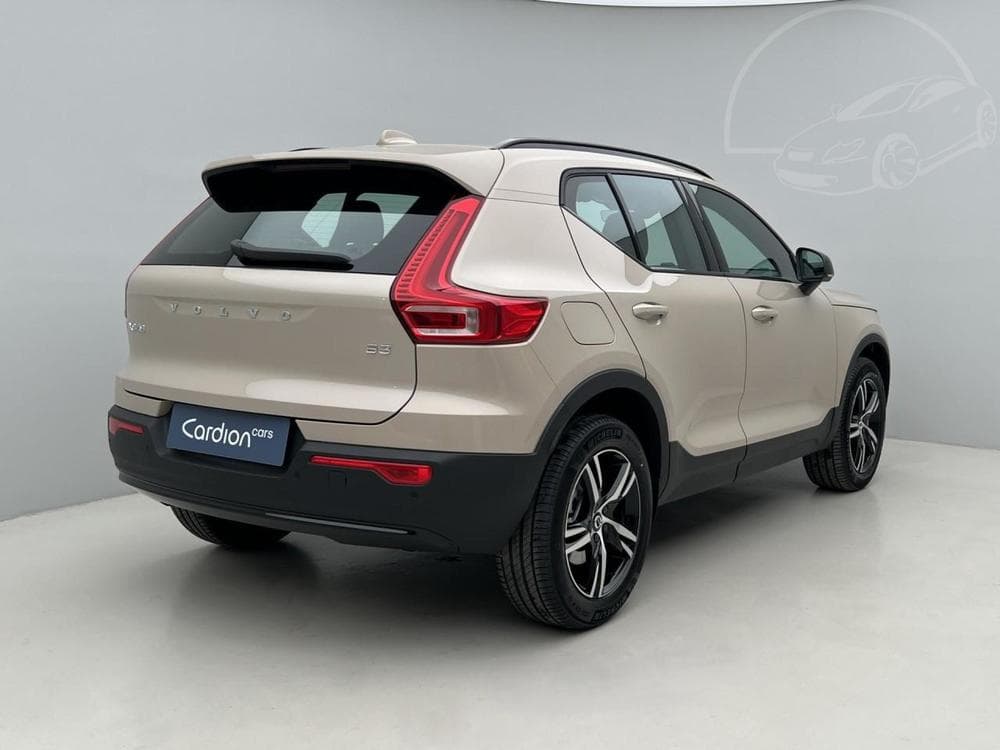 2025 Volvo Xc40 - 21