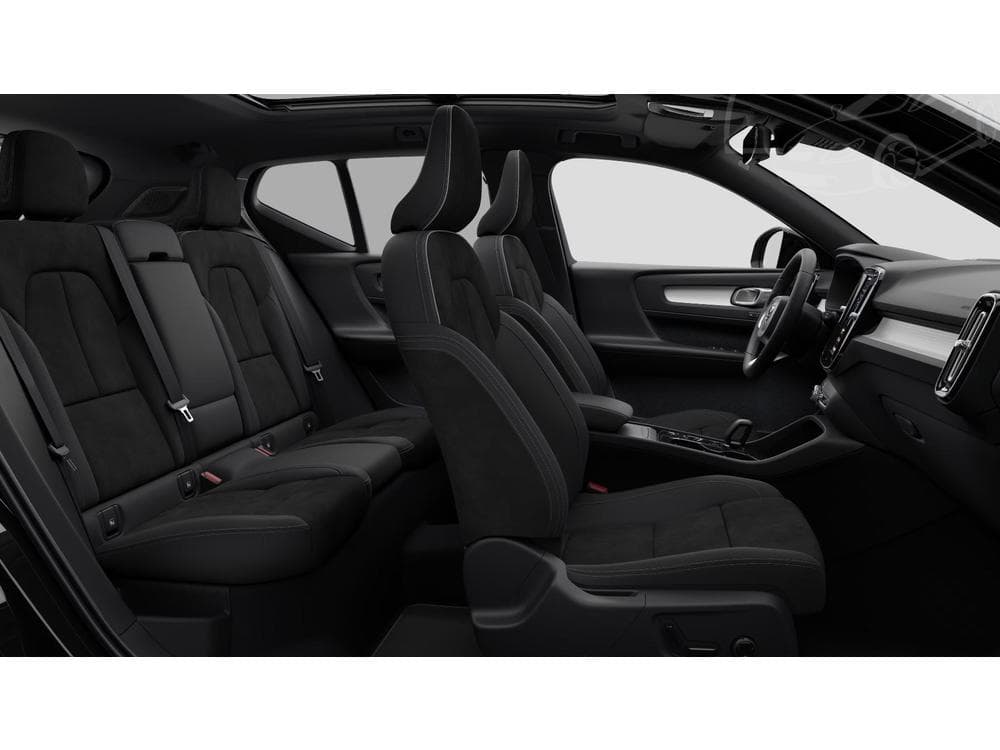 2026 Volvo XC40 - 23