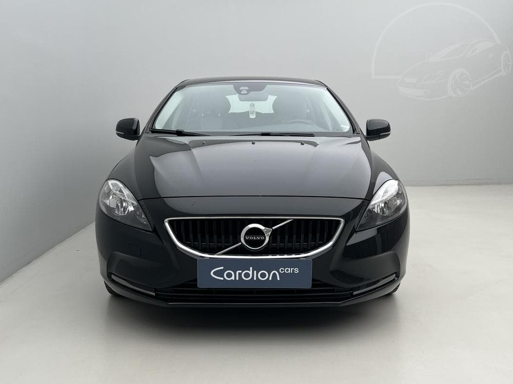 2017 Volvo V40 - 12