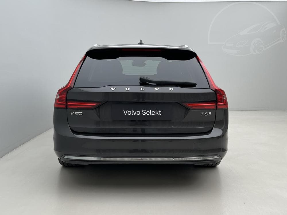 2025 Volvo V90 - 23