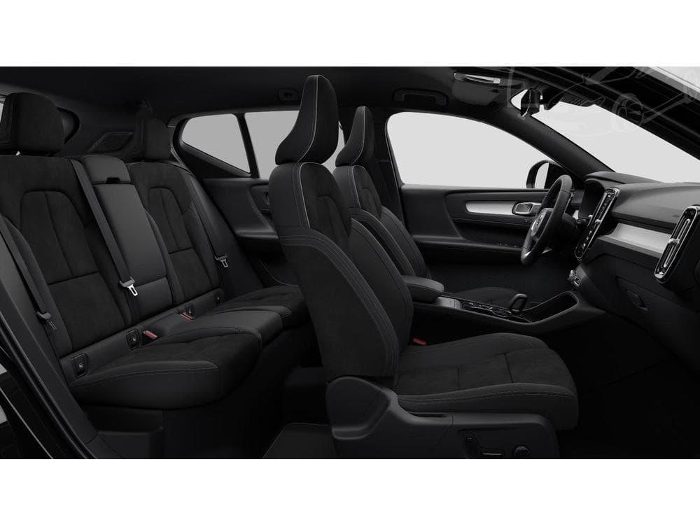 2026 Volvo XC40 - 23
