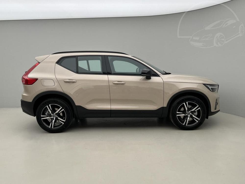 2025 Volvo Xc40 - 23