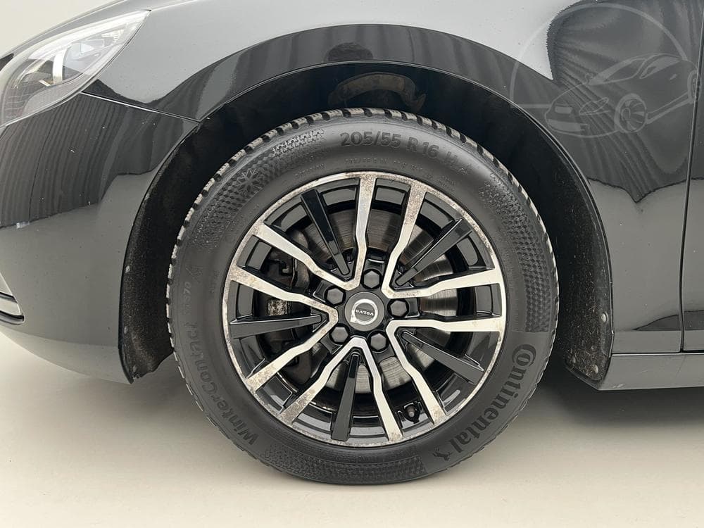 2017 Volvo V40 - 13