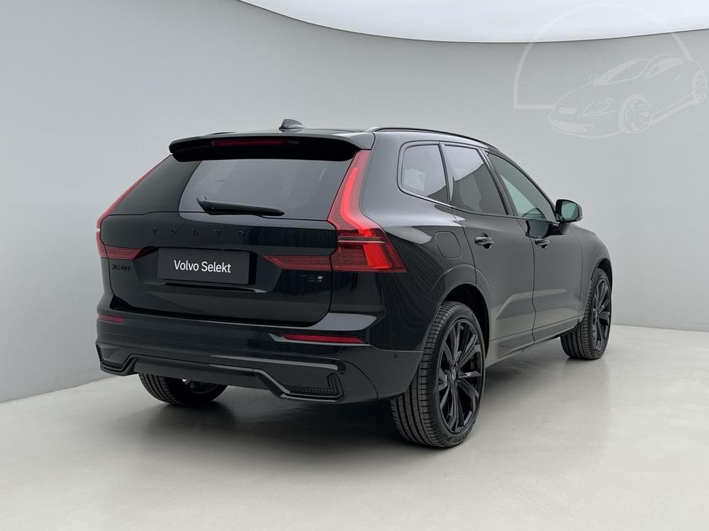 2025 Volvo XC60 - 25