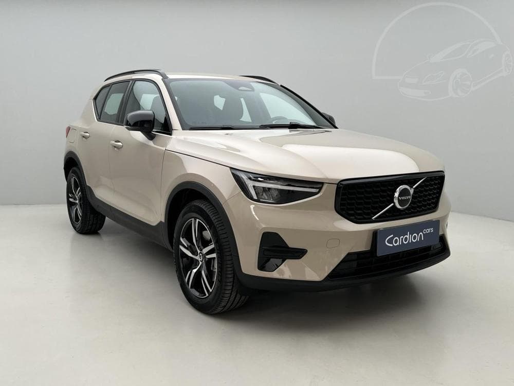 2025 Volvo Xc40 - 25