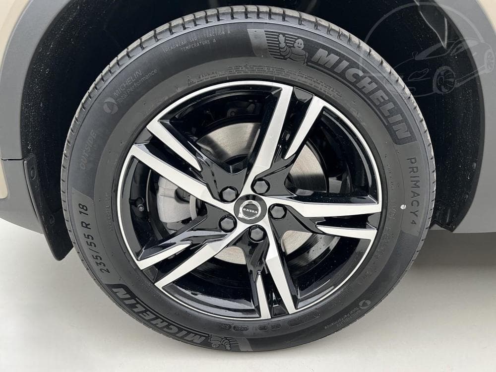 2025 Volvo Xc40 - 29