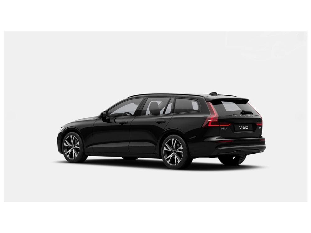 2026 Volvo V60 - 33
