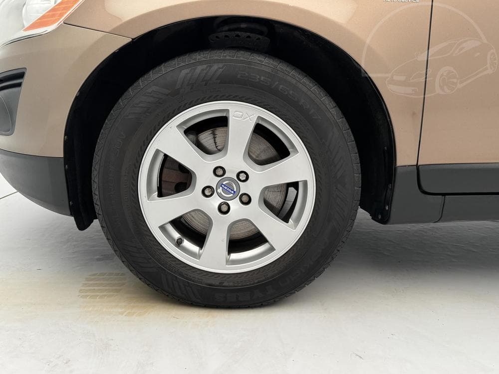 2010 Volvo XC60 - 17