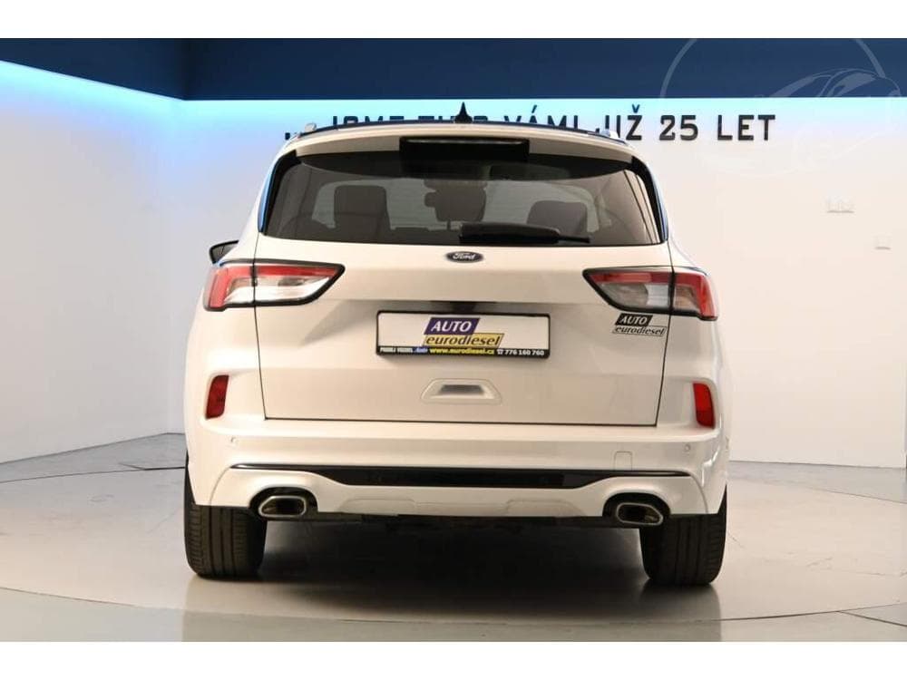 2021 Ford KUGA - 11