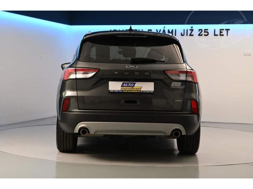 2020 Ford KUGA - 11