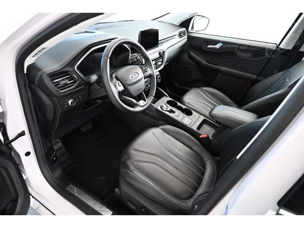 2021 Ford KUGA - 21