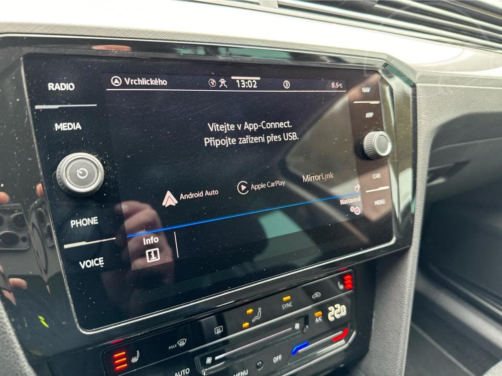2023 Volkswagen PASSAT - 27
