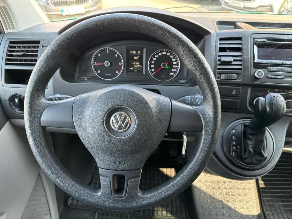 2012 Volkswagen Transporter - 18
