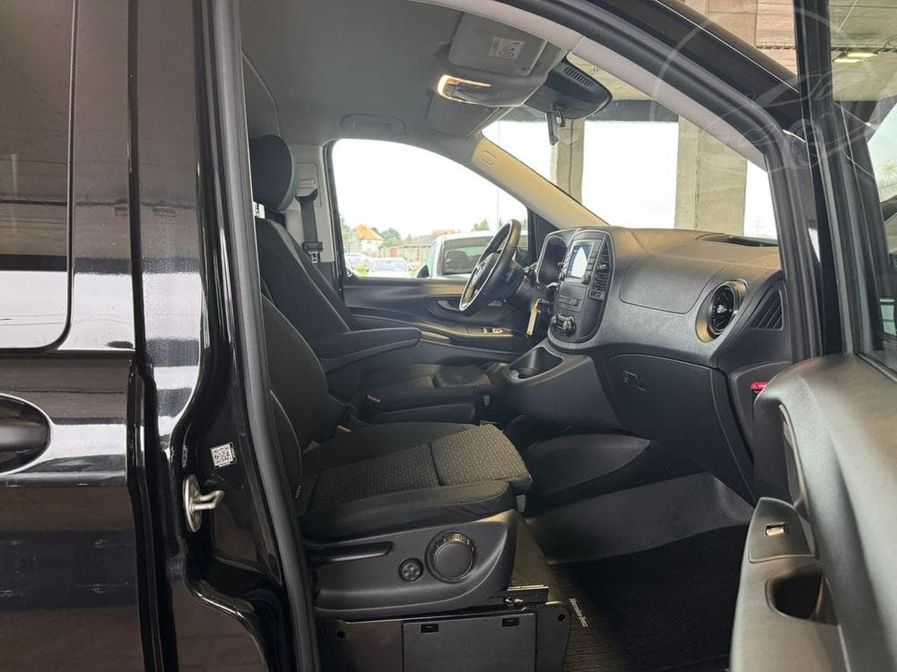2025 Mercedes-Benz VITO - 46