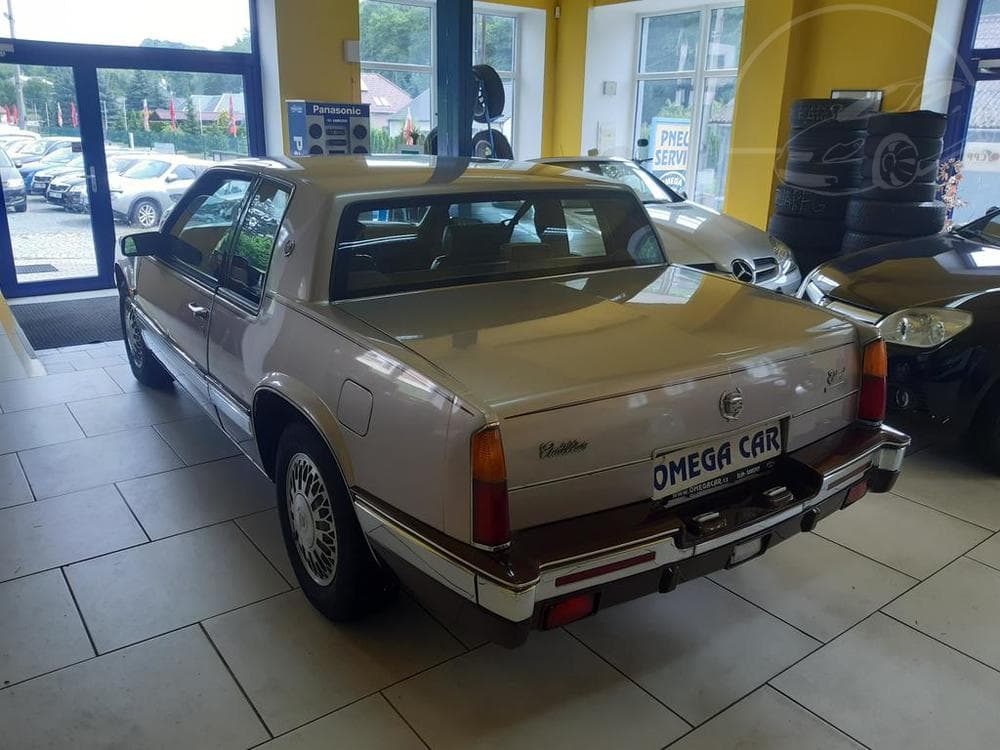 1988 Cadillac ELDORADO - 5