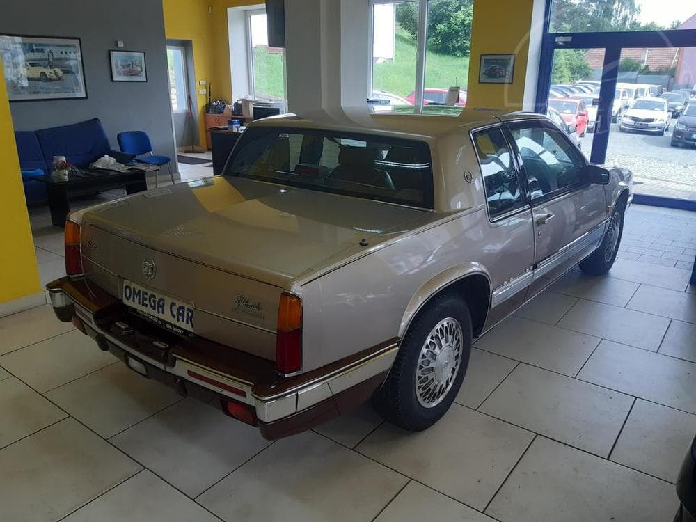 1988 Cadillac ELDORADO - 6