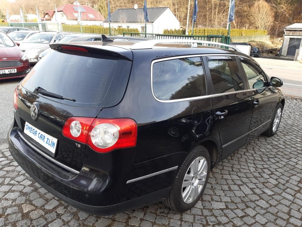2010 Volkswagen PASSAT - 6