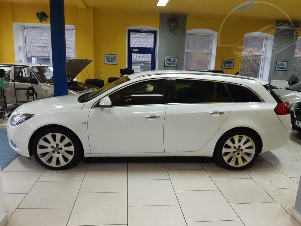 2010 Opel INSIGNIA - 6