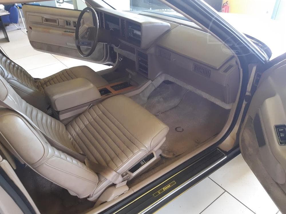 1988 Cadillac ELDORADO - 9