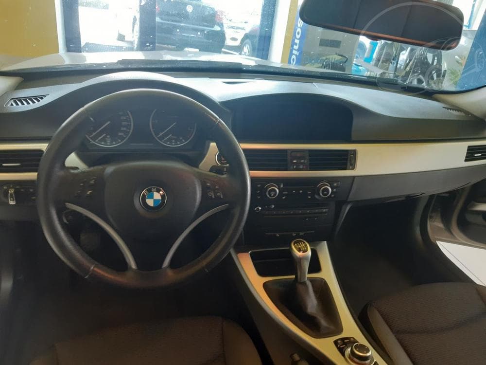 2009 BMW 3-SERIES - 9