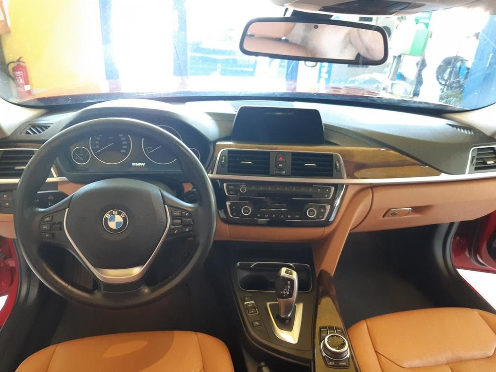 2018 BMW 3-SERIES - 9