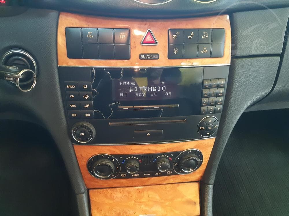 2004 Mercedes-Benz CLK - 10