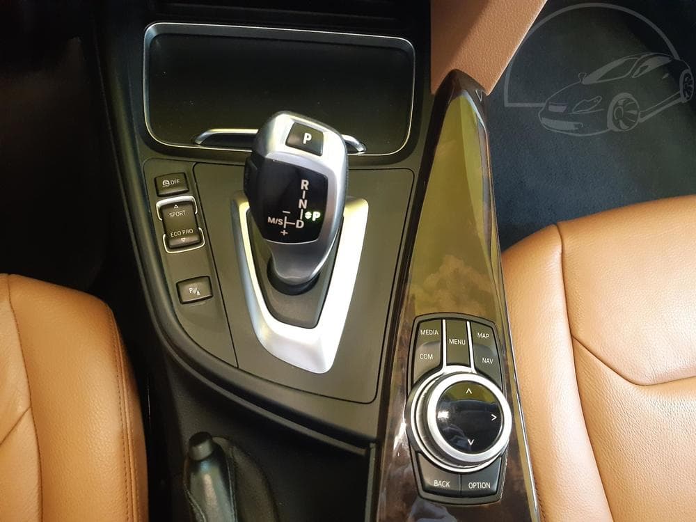 2018 BMW 3-SERIES - 11
