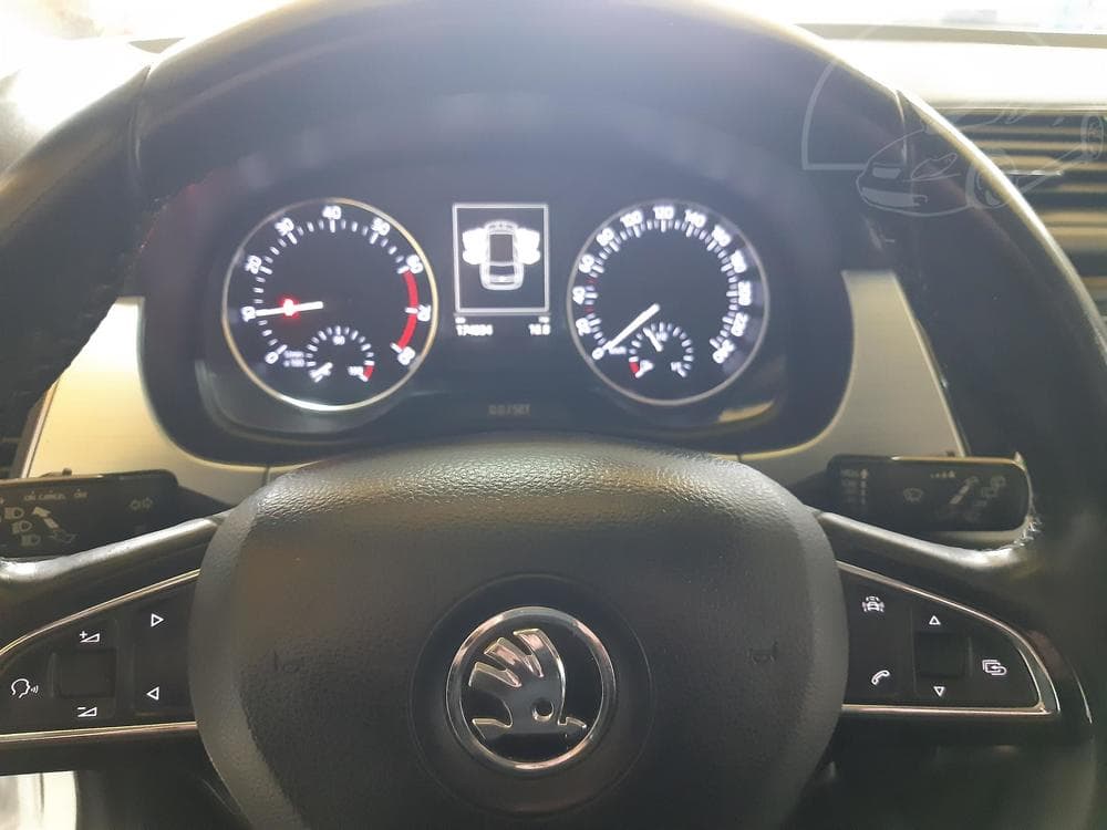 2015 Škoda FABIA - 13