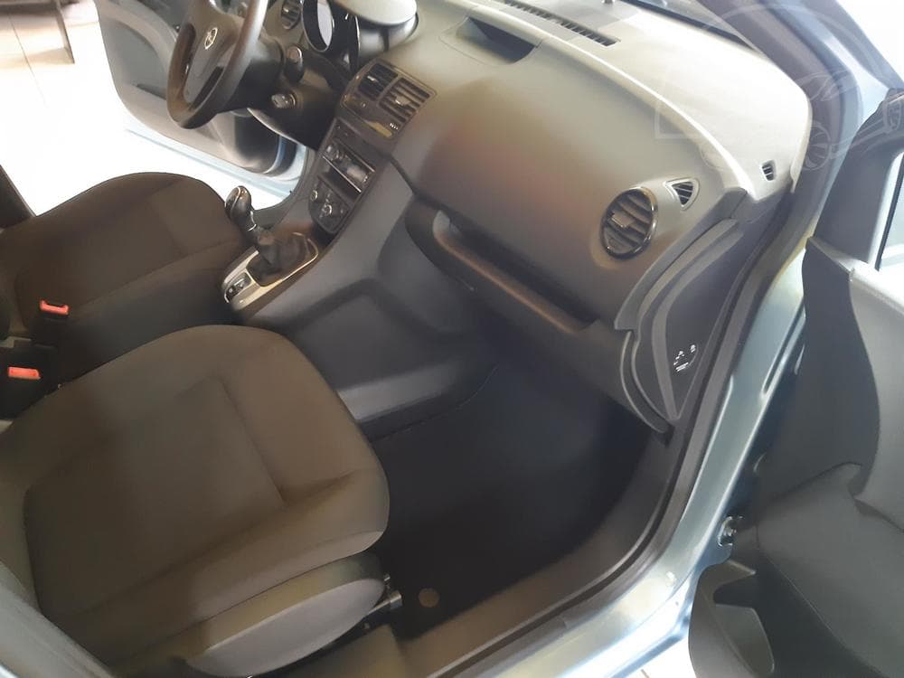 2013 Opel Meriva - 15