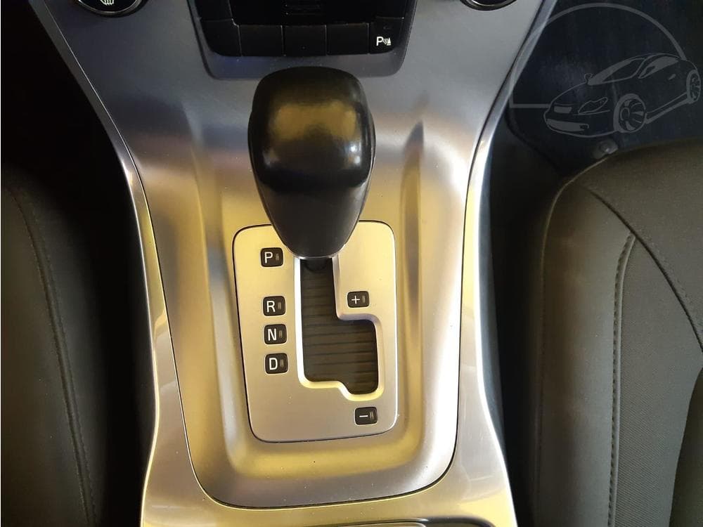 2012 Volvo V70 - 16