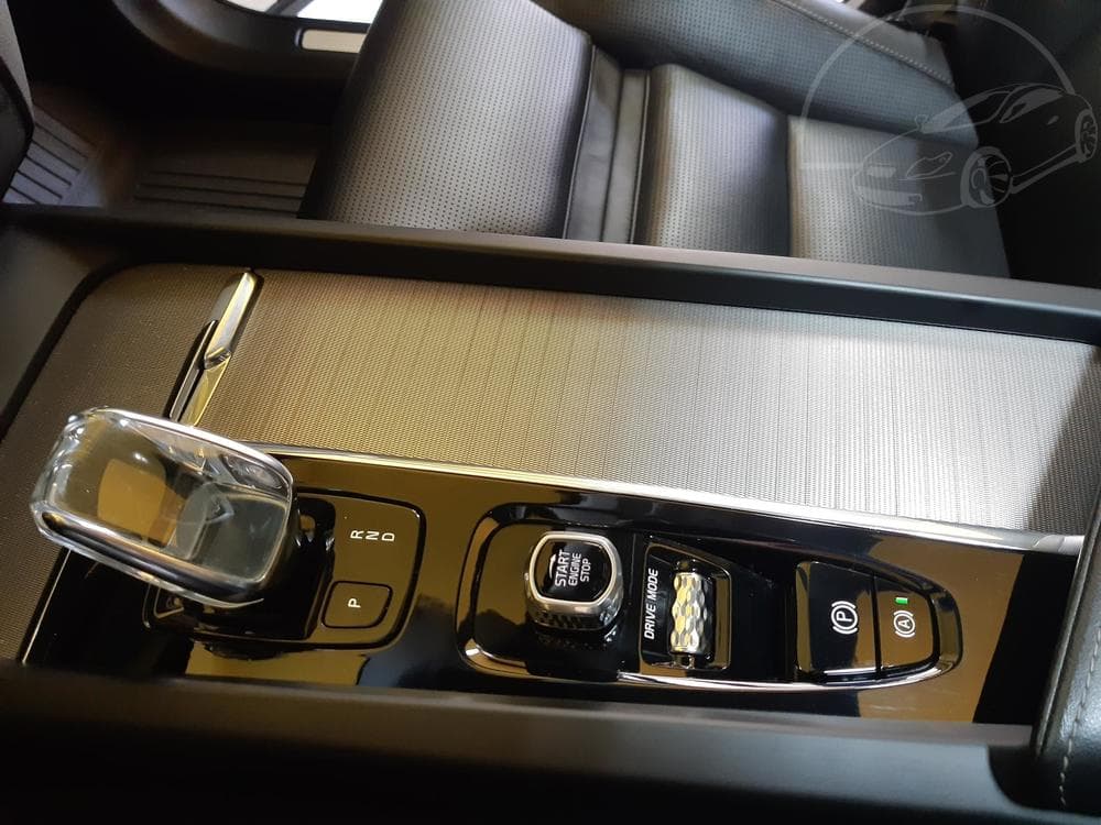 2021 Volvo Xc60 - 31