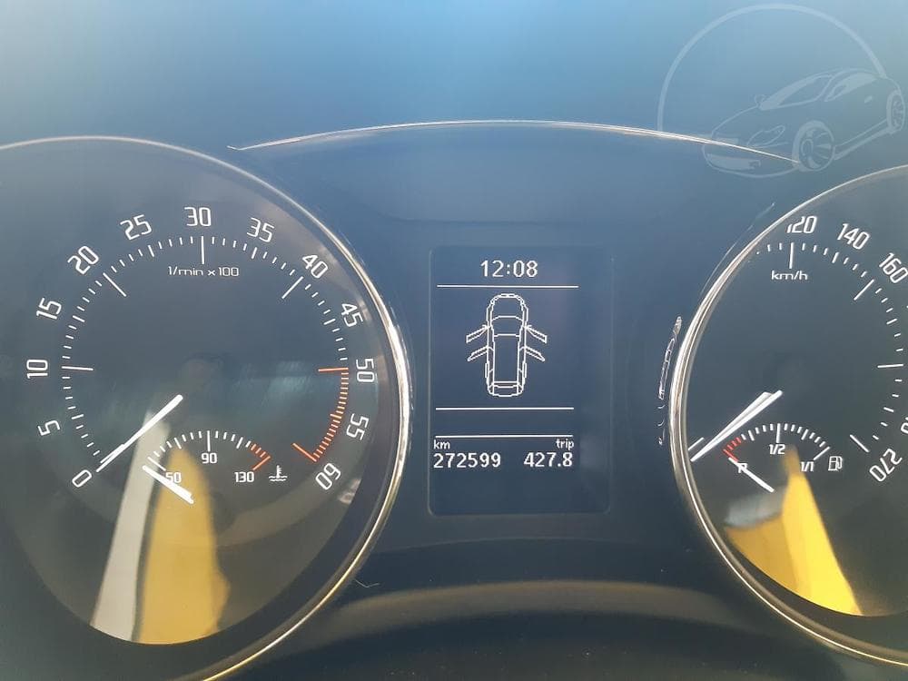 2014 Škoda SUPERB - 35
