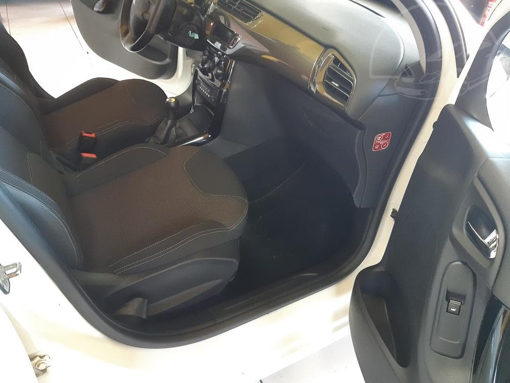 2012 Citroen C3 - 18